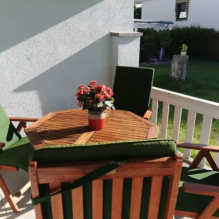 Apartment Apartmenthaus Kerstin Mit Terrasse