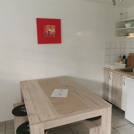 Apartmenthaus Kerstin Mit Terrasse * Elmenhorst/Lichtenhagen